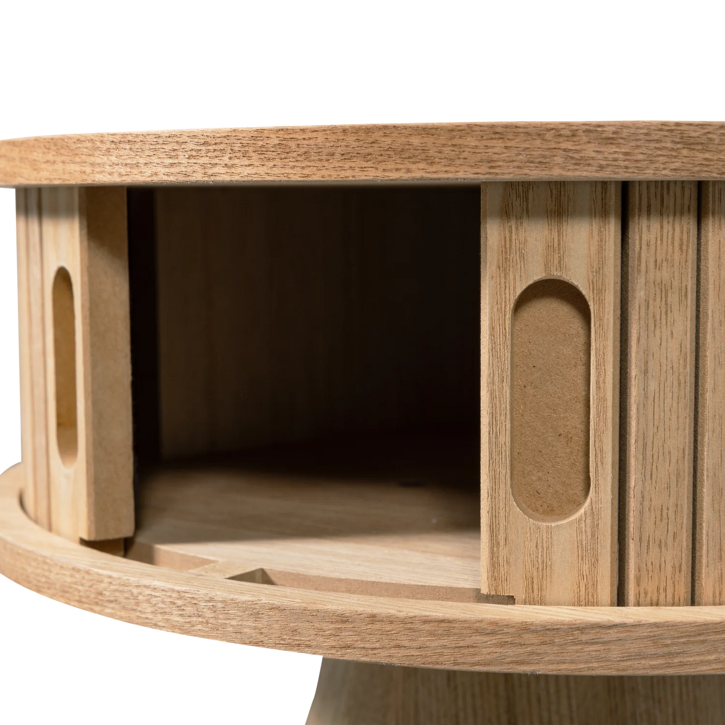 Karri nachtkastje rond hout naturel