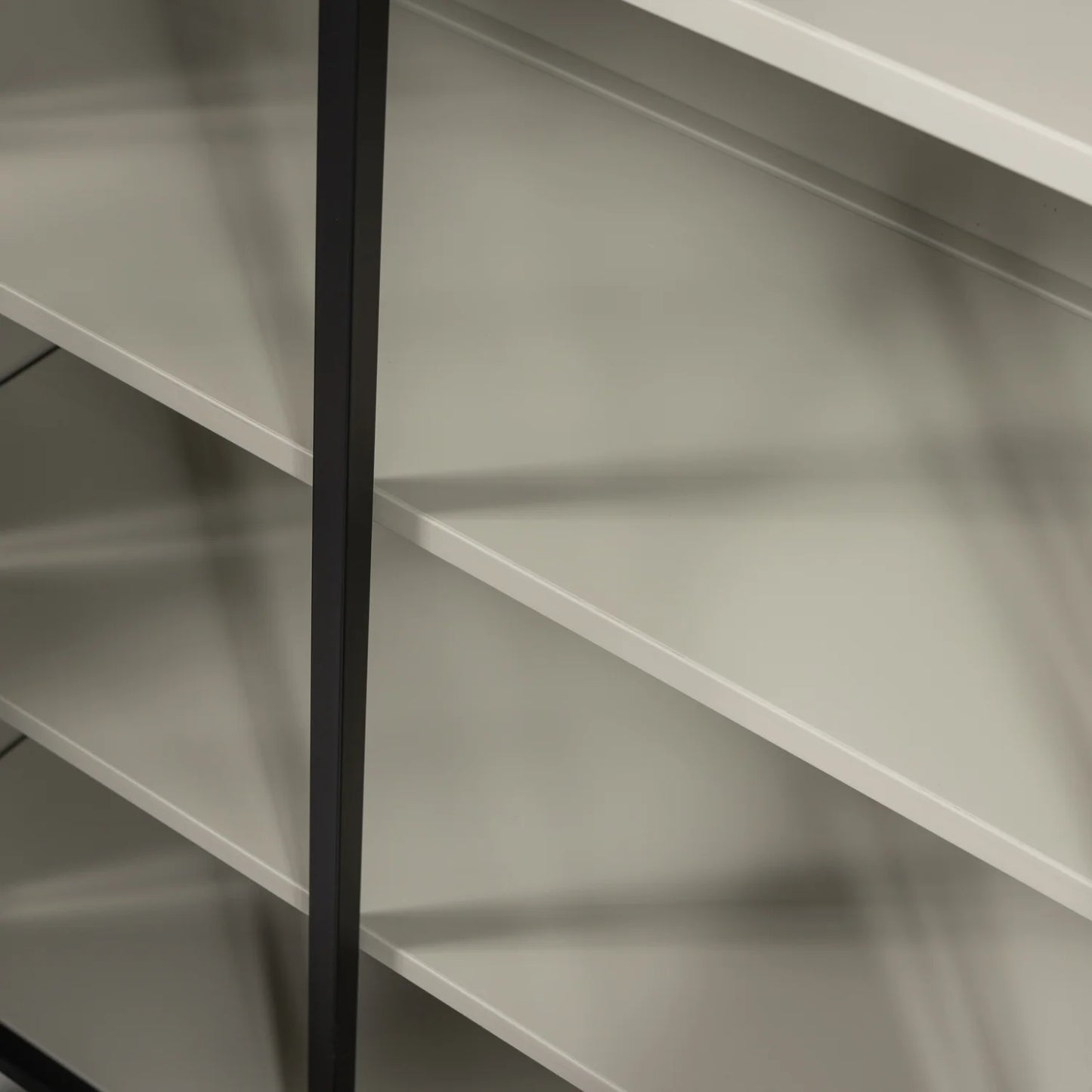 Exhibit xl 3-deurs vitrinekast metaal zwart