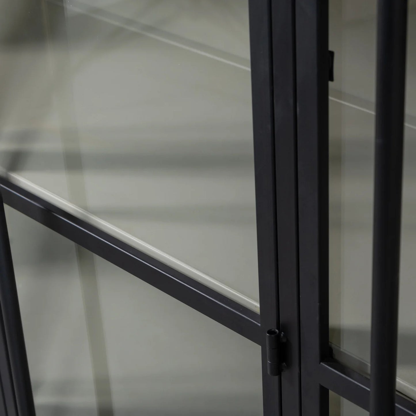 Exhibit xl 3-deurs vitrinekast metaal zwart