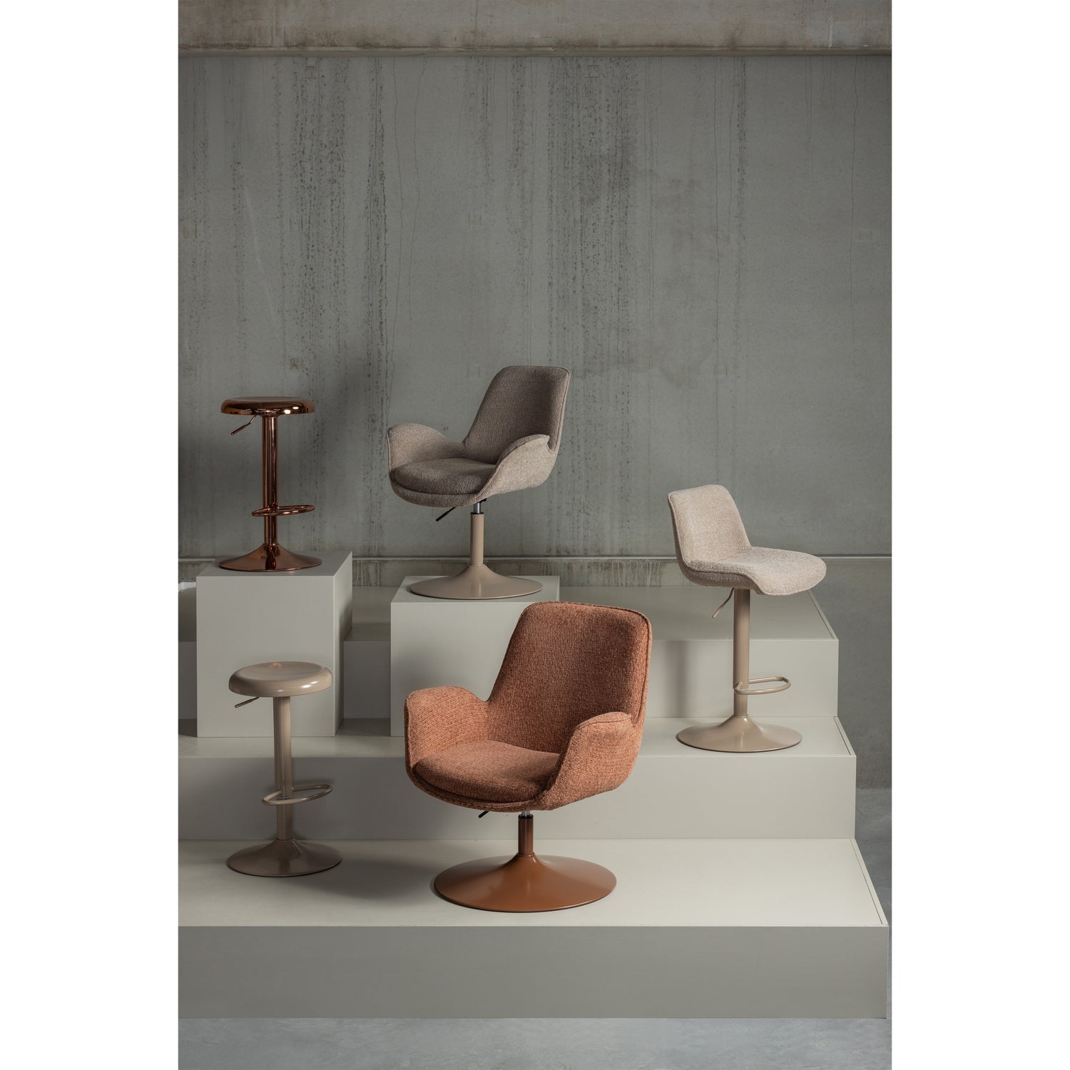 Marten in hoogte verstelbare fauteuil oranje