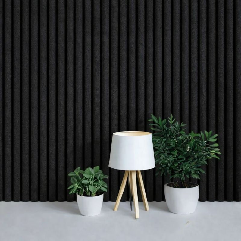 Zwarte suede wandpanelen